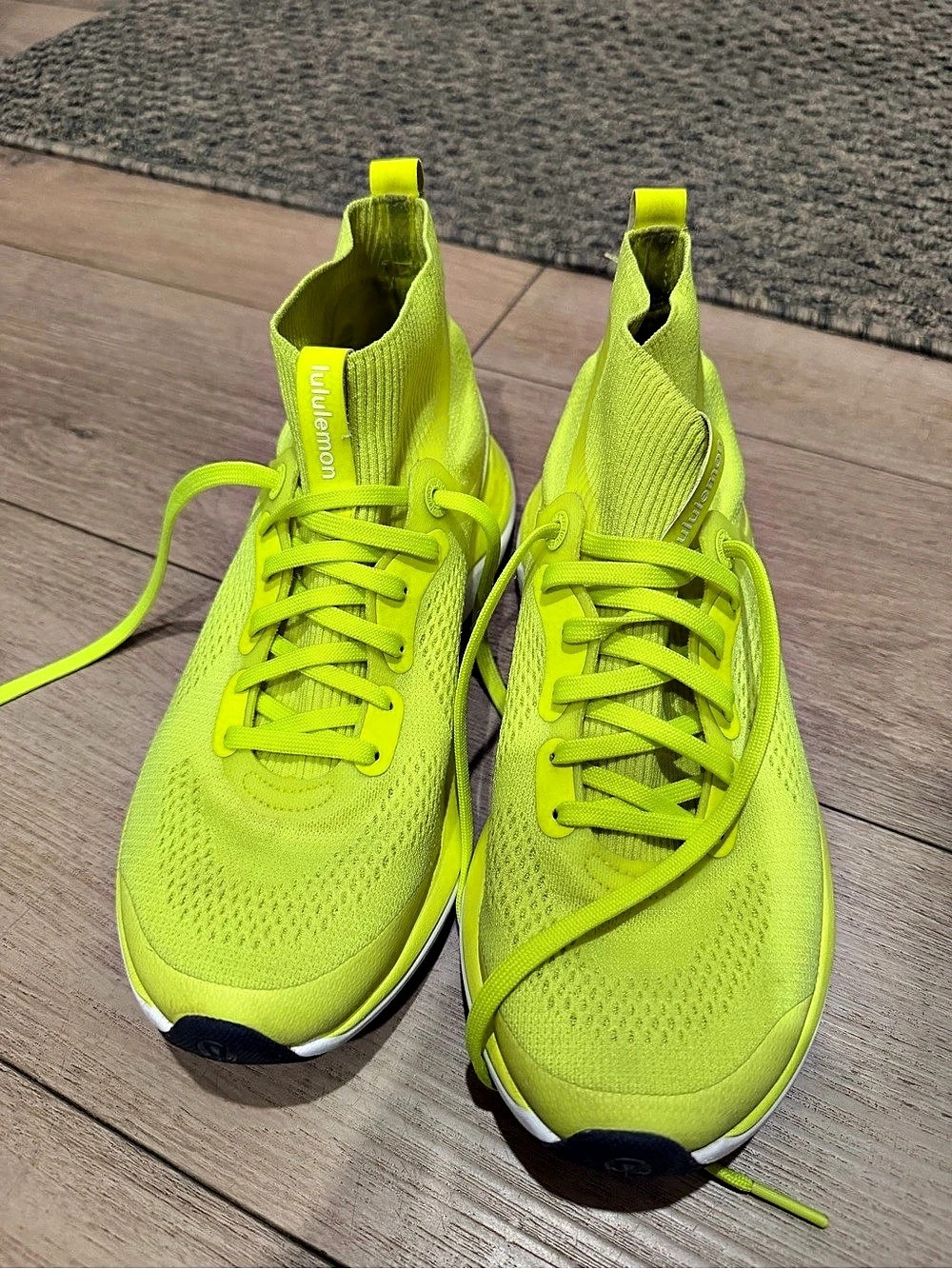Lululemon Chargefeel Mid Workout Shoe Women's Athletic Shoes in Green